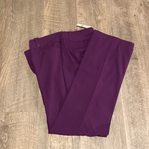 NWT NY & CO 7th Avenue Mid-Rise Bootcut Pant- Purple - Picture 2 of 3